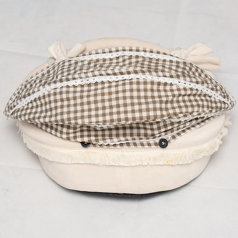 Ingot-Shaped Padded Pet Bed